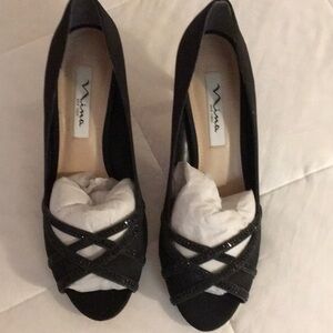 Nina New York Shoe. Wore one time for a wedding. Excellent condition. Size 8